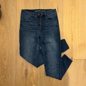 AMERICAN EAGLE SIZE 6 JEANS
